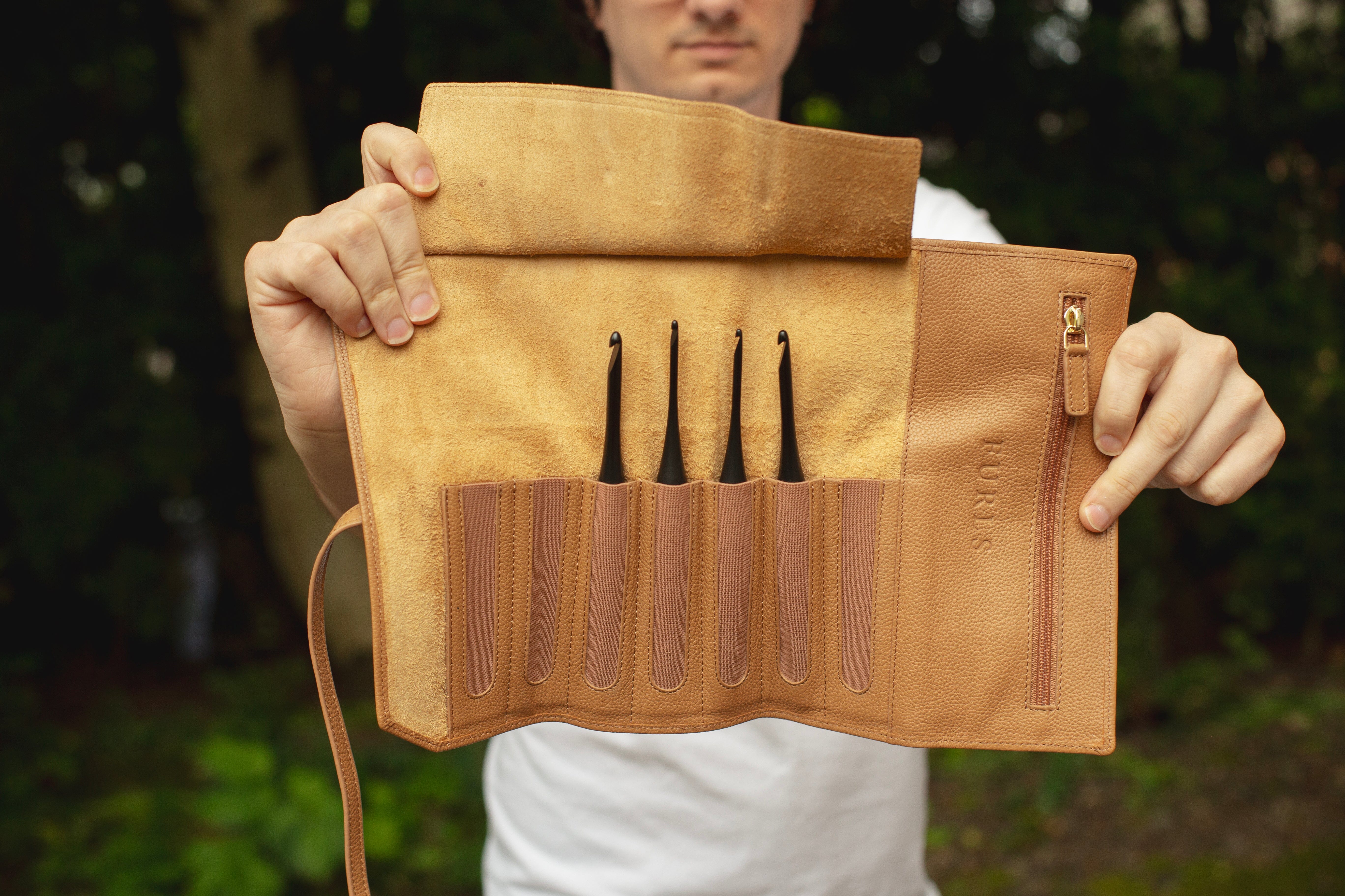 Venture Leather Travel Roll – Crochet Hook Organizer Leather Accessories FurlsCrochet