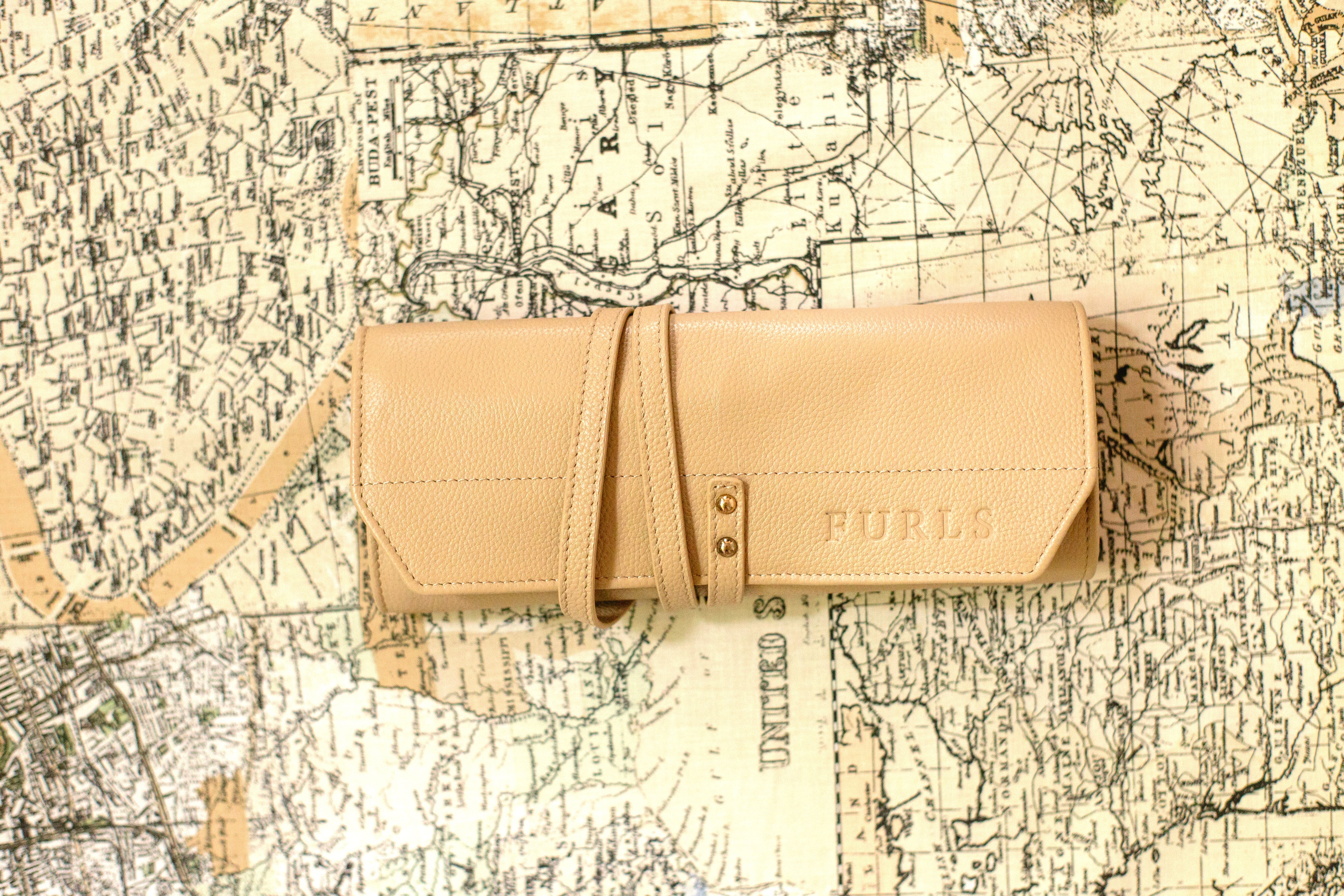 Venture Leather Travel Roll – Crochet Hook Organizer Leather Accessories FurlsCrochet Beige